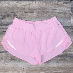 Lululemon Hotty Hot 2.5 inch inseam shorts